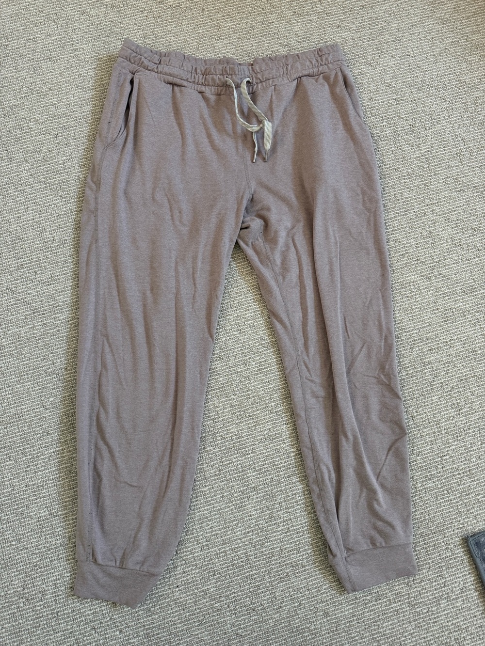 Vuori Women’s S Jogger Pants - Taupe Brown